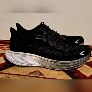 Hoka Arahi 6 Men's Size 10